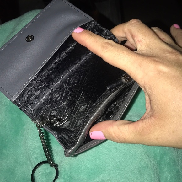 ADRIENNE VITTADINI wallet. Never used. - Picture 3 of 4